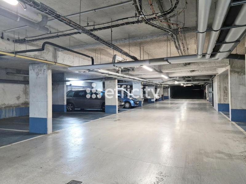 Parking / Garage - 16 m²