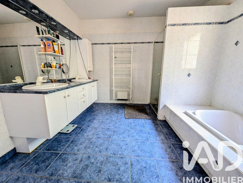 Maison - 138 m² - 4 pièces