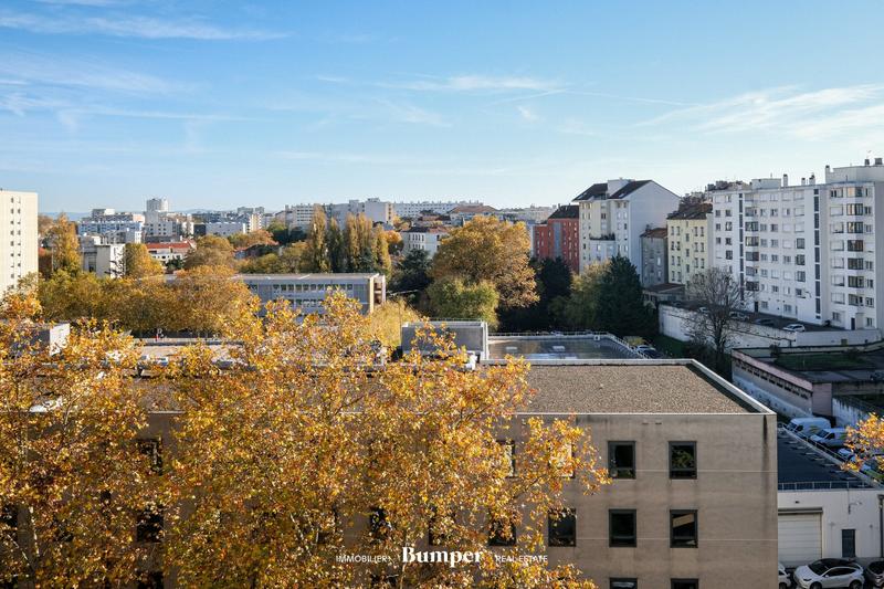 Appartement - 94 m² - 4 pièces