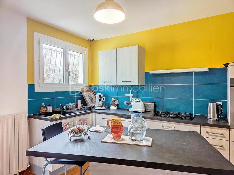 Maison traditionnelle - 90 m² - 4 pièces