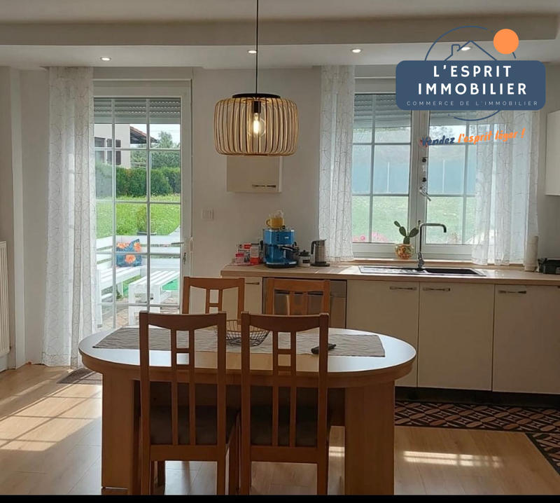 Maison - 170 m² - 5 pièces