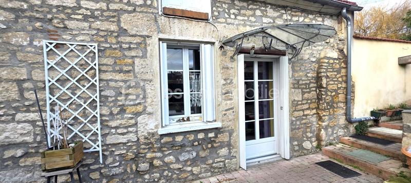 Maison ancienne - 106 m² - 4 pièces