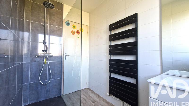 Maison - 141 m² - 7 pièces