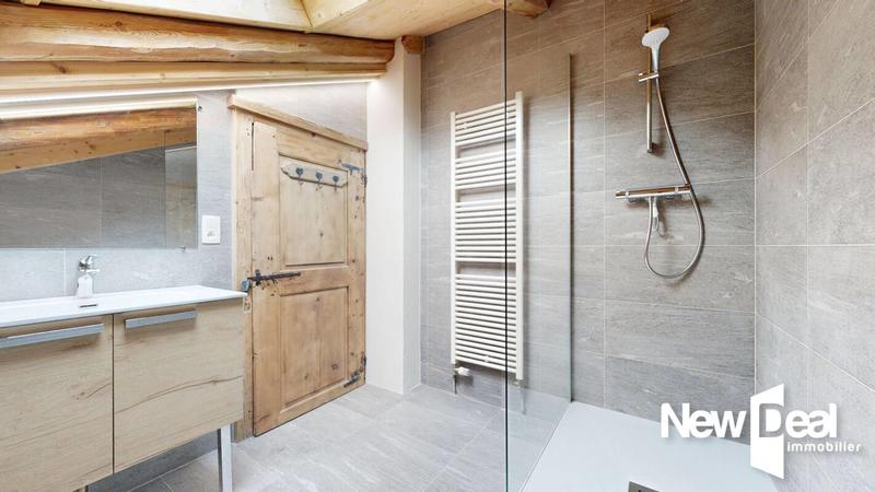 Maison en pierre - 380 m² - 11 pièces