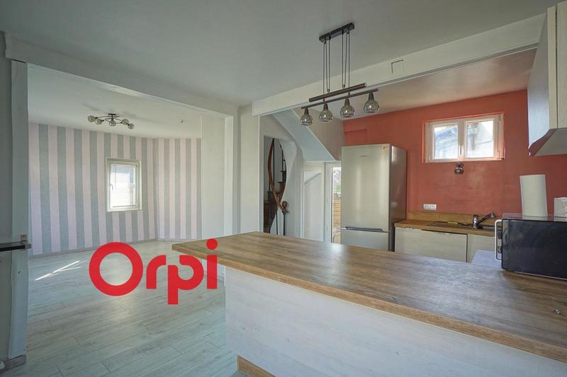 Maison - 90 m² - 5 pièces