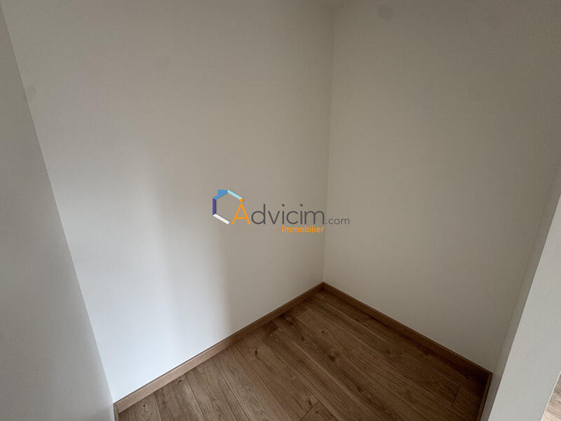 Maison - 143 m² - 5 pièces