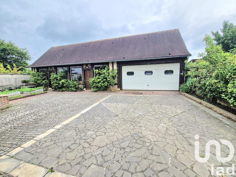 Maison - 242 m² - 9 pièces