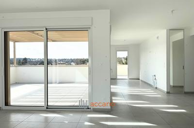 Appartement - 107 m² - 4 pièces