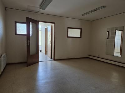 Local commercial - 56 m² - 3 pièces