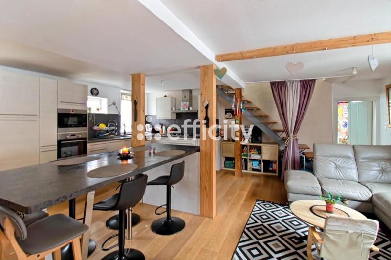 Maison - 155 m² - 5 pièces