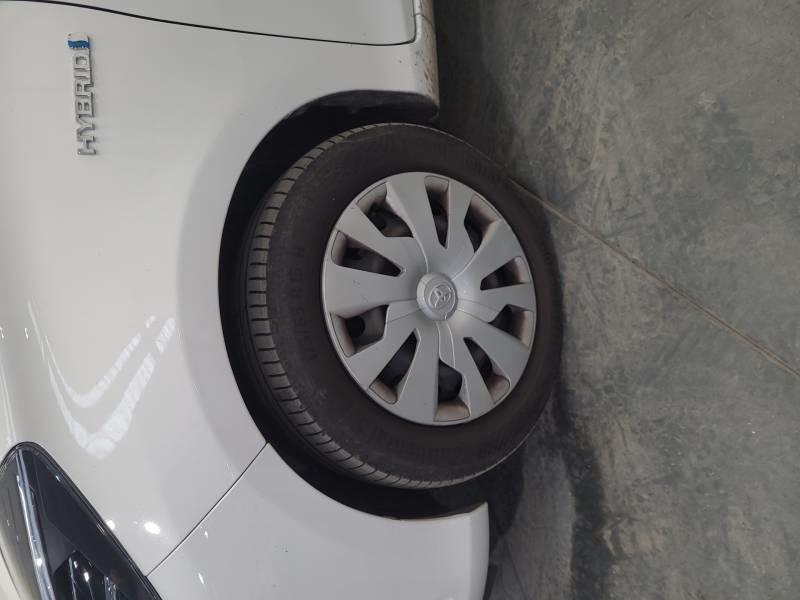 Toyota Yaris Hybride Pro 100h France Business