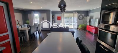 Maison - 107 m² - 5 pièces