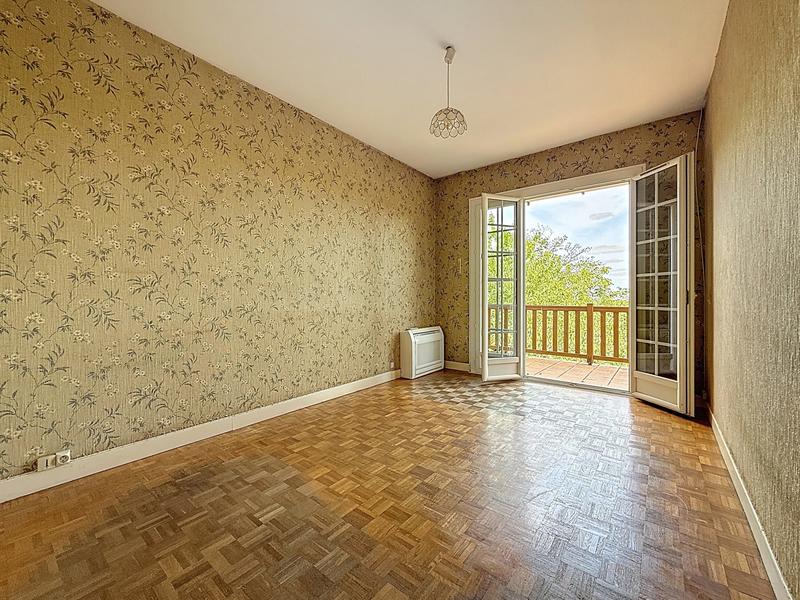 Maison traditionnelle - 119 m² - 4 pièces