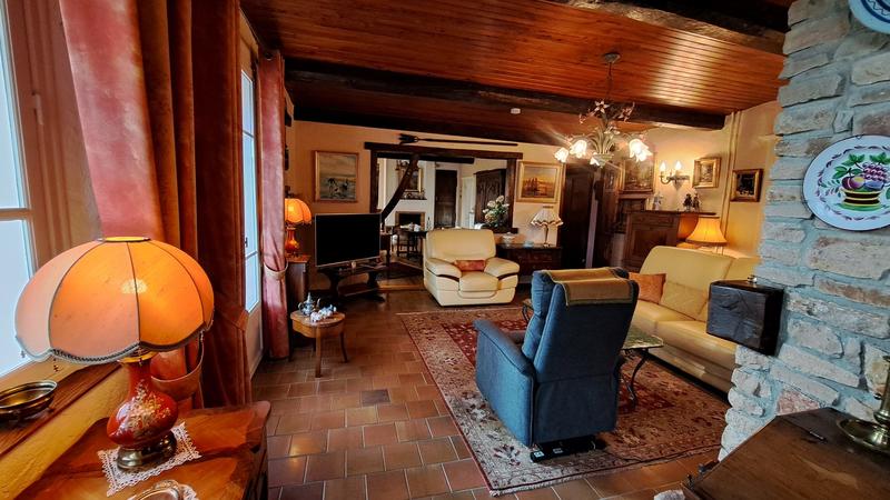 Maison - 150 m² - 5 pièces