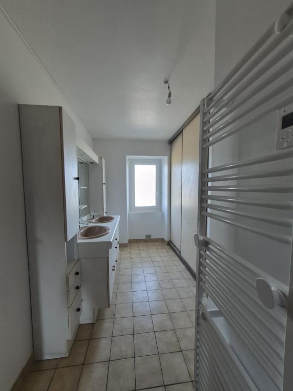 Maison - 145 m² - 5 pièces