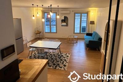 Maison d'architecte - 85 m² - 4 pièces