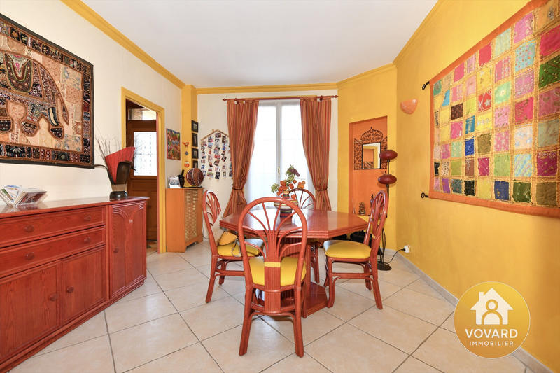 Maison - 111 m² - 5 pièces