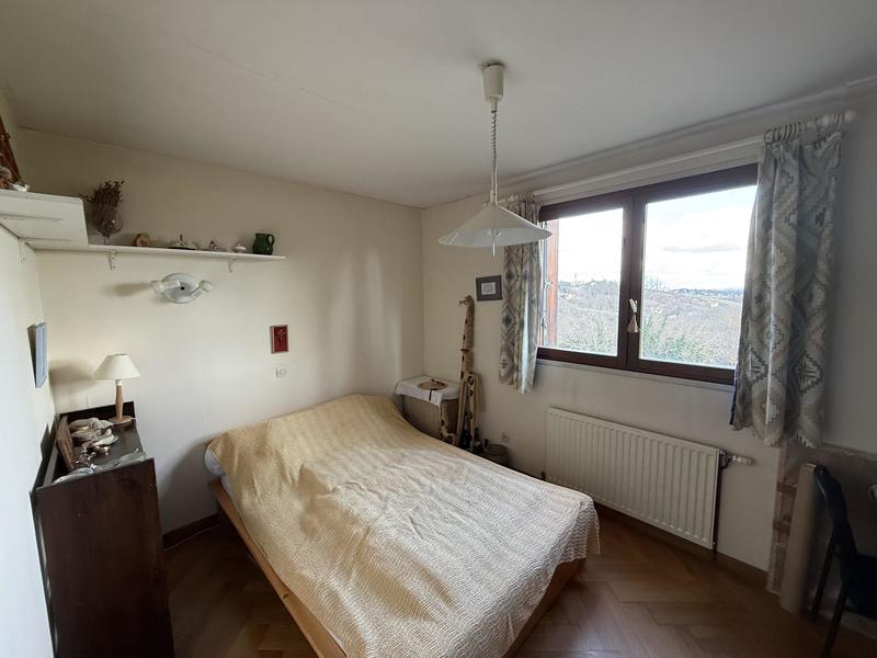 Maison jumelée - 140 m² - 7 pièces