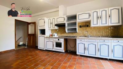 Maison - 137 m² - 8 pièces