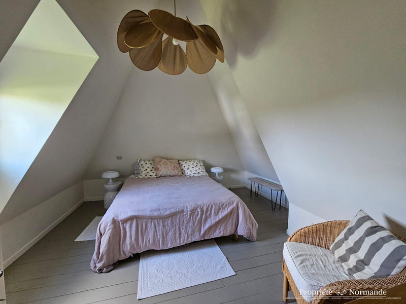 Maison - 156 m² - 8 pièces