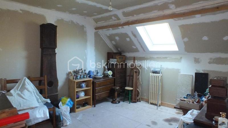 Maison traditionnelle - 219 m² - 10 pièces