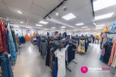 Local commercial - 130 m²