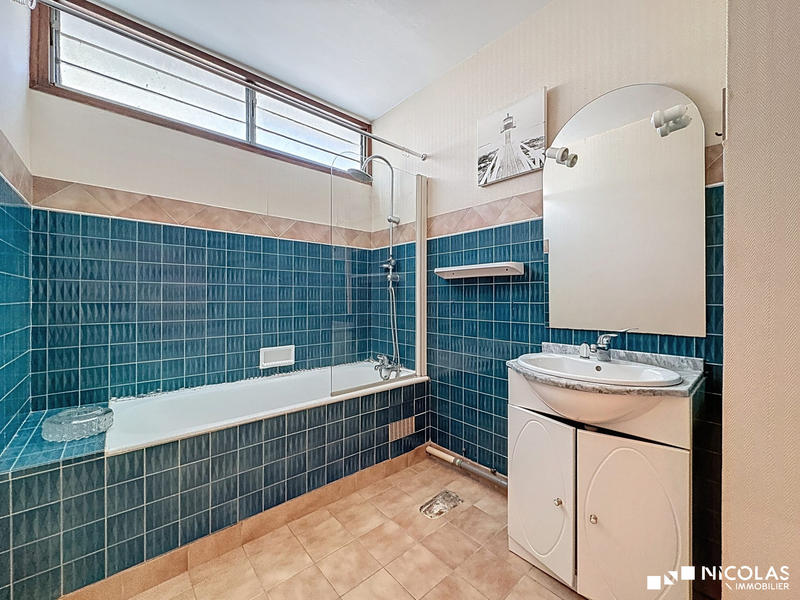 Appartement - 75 m² - 3 pièces