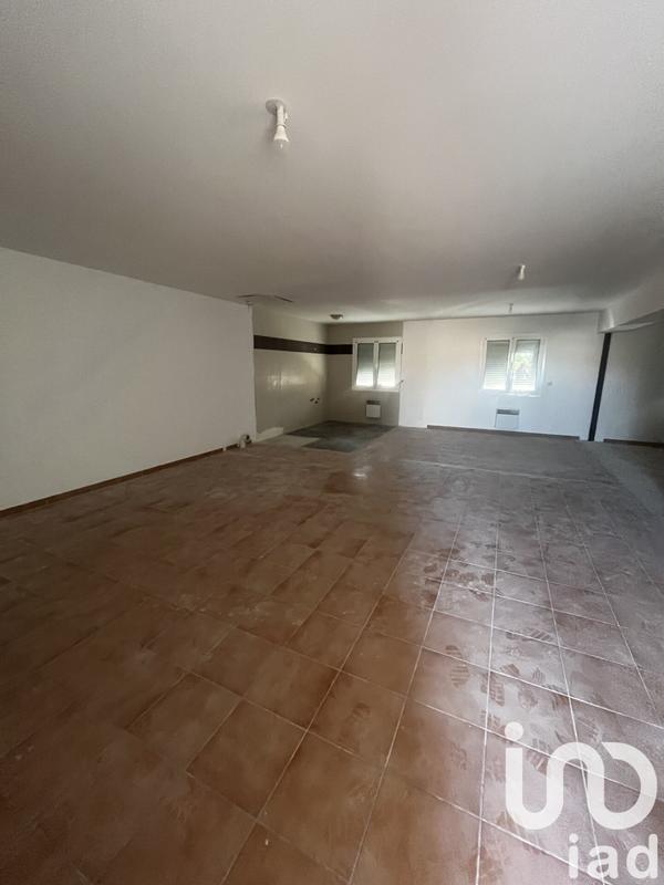 Maison - 330 m² - 6 pièces