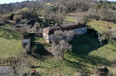 Maison - 216 m² - 7 pièces