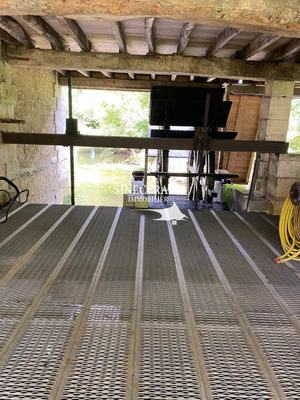 Maison - 220 m² - 8 pièces