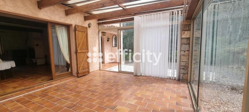 Maison - 180 m² - 6 pièces