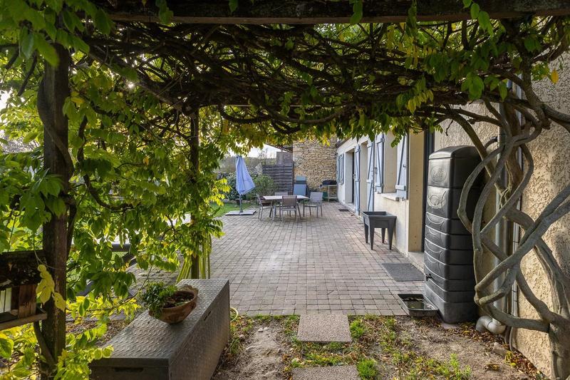 Maison - 186 m² - 7 pièces