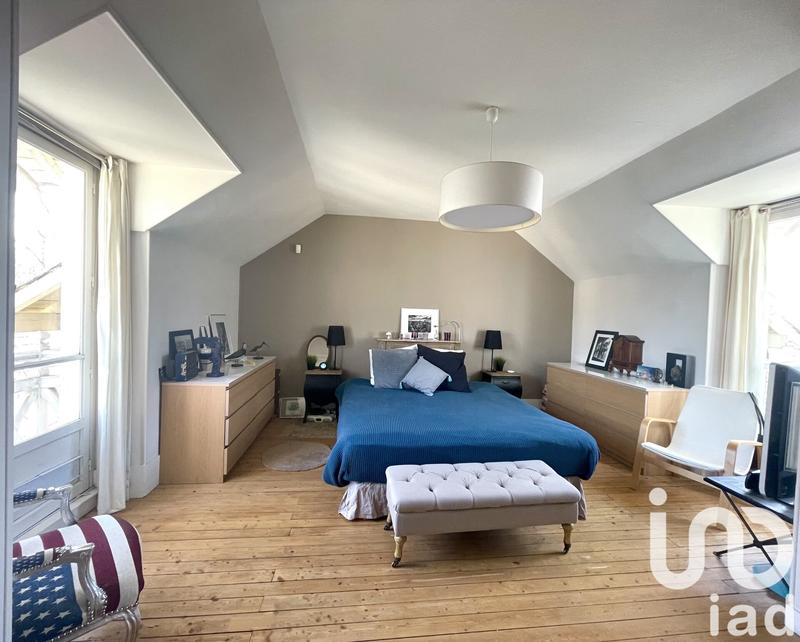 Maison - 171 m² - 8 pièces