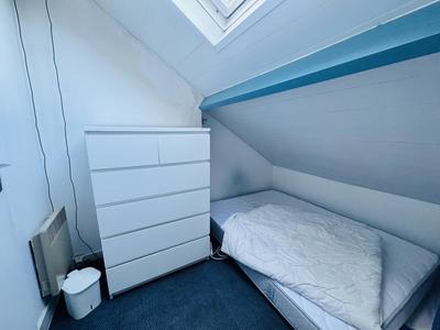 Appartement - 15 m² - 2 pièces