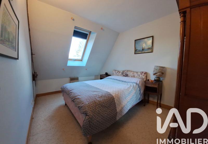 Maison - 186 m² - 8 pièces