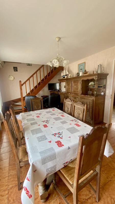 Maison - 80 m² - 5 pièces