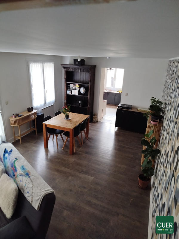 Maison - 74 m² - 3 pièces