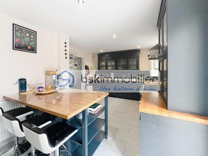 Propriété - 134 m² - 7 pièces