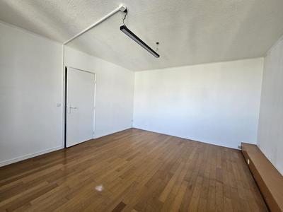 Bureau - 43 m² - 2 pièces