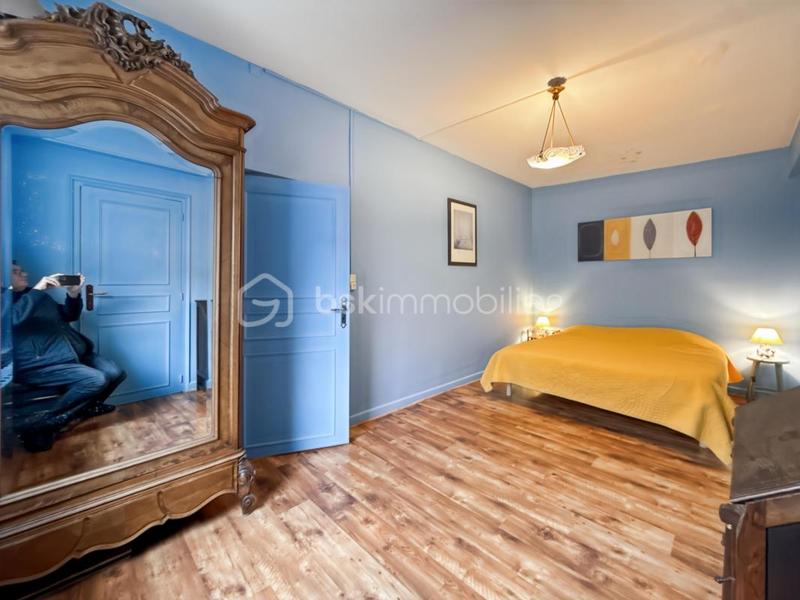 Maison ancienne - 181 m² - 6 pièces
