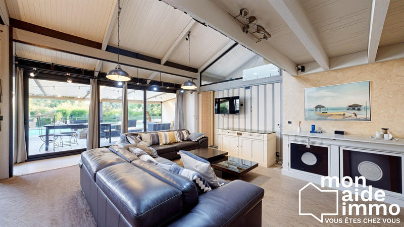 Maison - 136 m² - 5 pièces