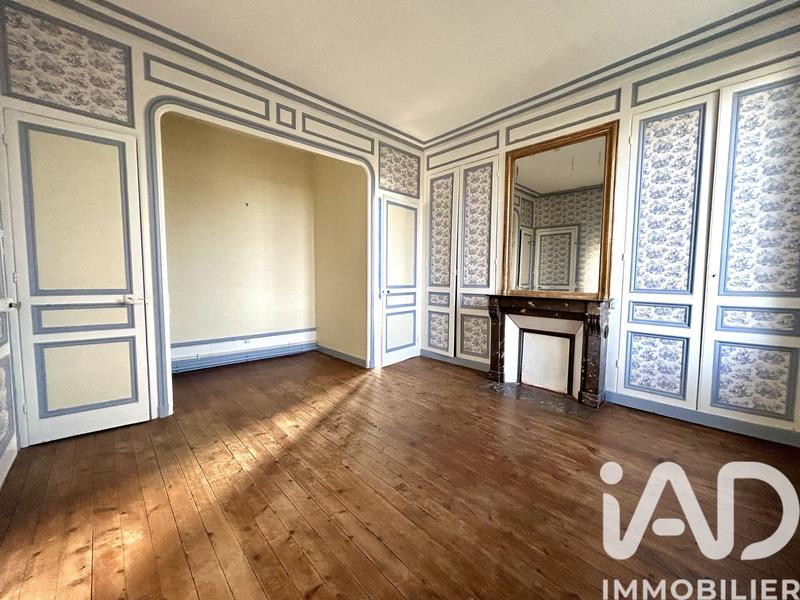 Maison - 245 m² - 10 pièces