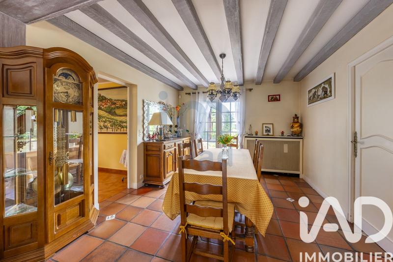 Maison - 195 m² - 8 pièces