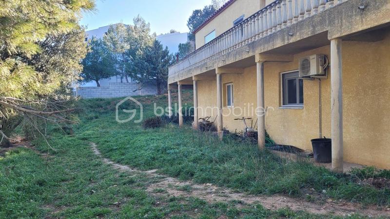 Villa - 183 m² - 6 pièces