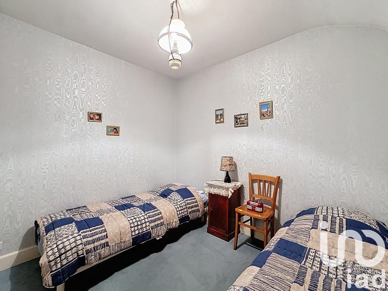 Maison - 306 m² - 8 pièces