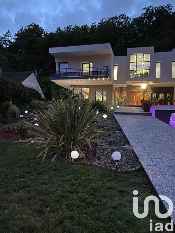 Maison de maîtres - 320 m² - 8 pièces