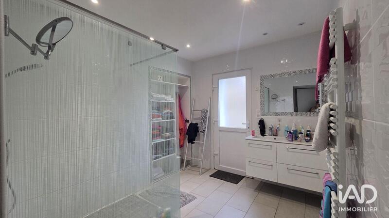 Appartement - 217 m² - 6 pièces