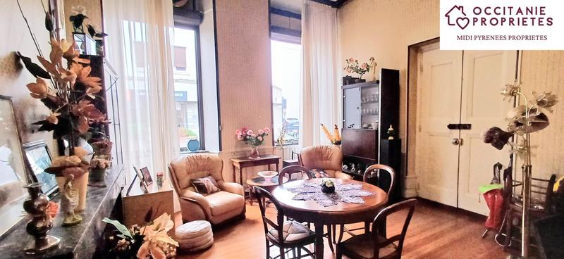 Propriété - 640 m² - 31 pièces