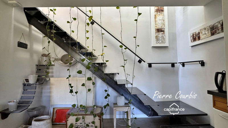 Maison - 224 m² - 6 pièces