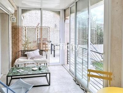 Maison - 90 m² - 3 pièces